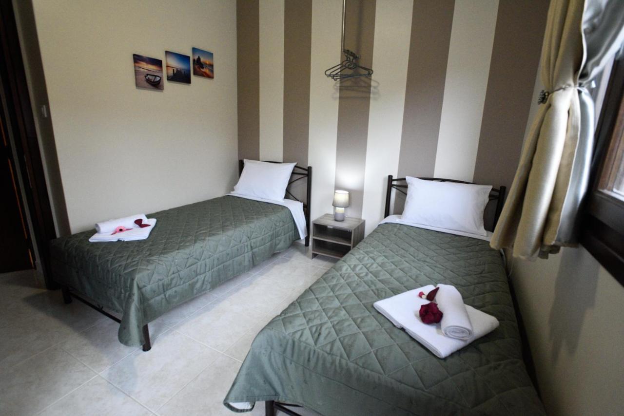 San Giorgio Luxury Apartments Ierissos Dış mekan fotoğraf